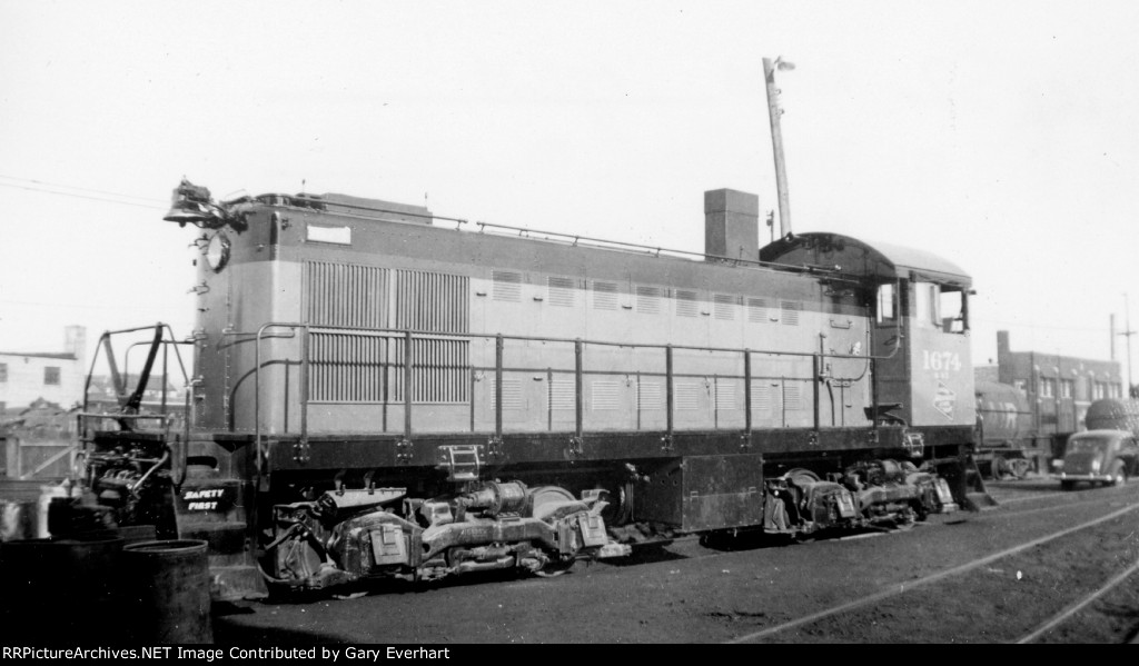 MILW Alco S2 #1674 - Milwaukee Road